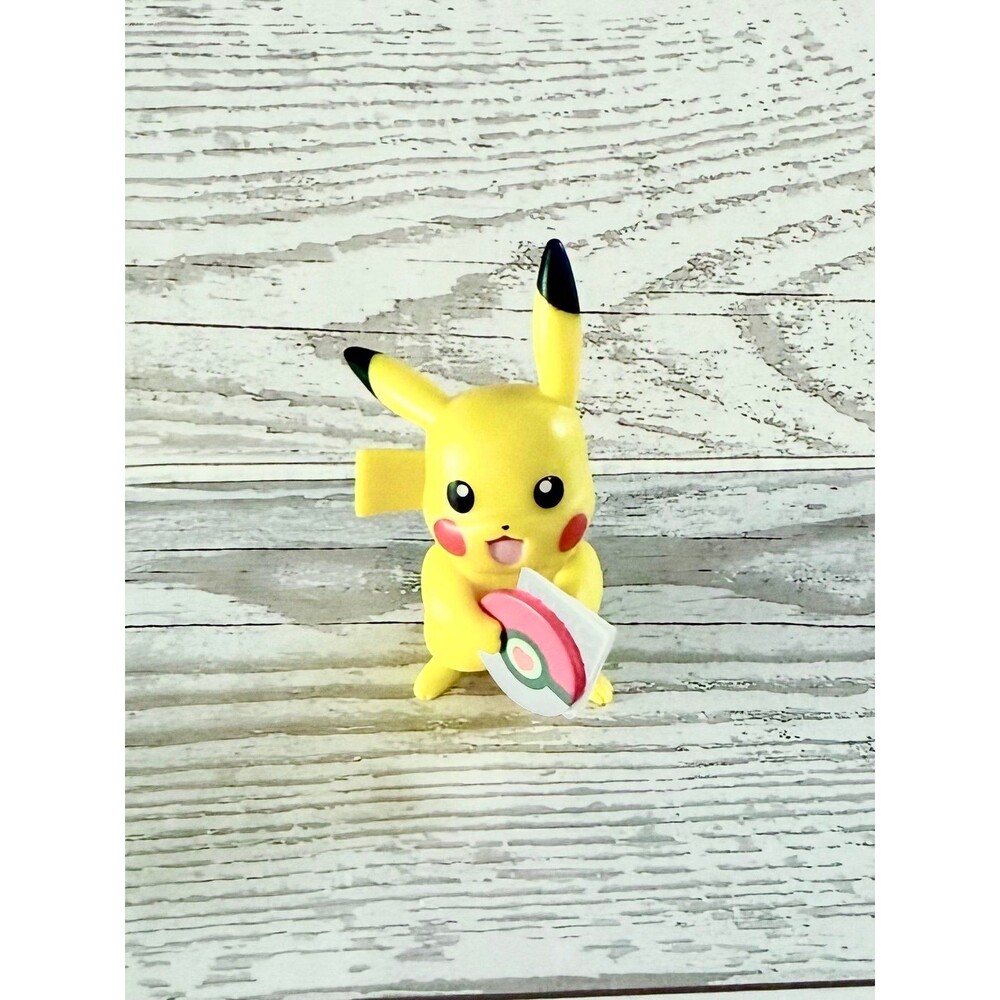 Pokemon Pikachu Holiday Valentine’s Day Battle Figurine by Jazwares 2” Figure